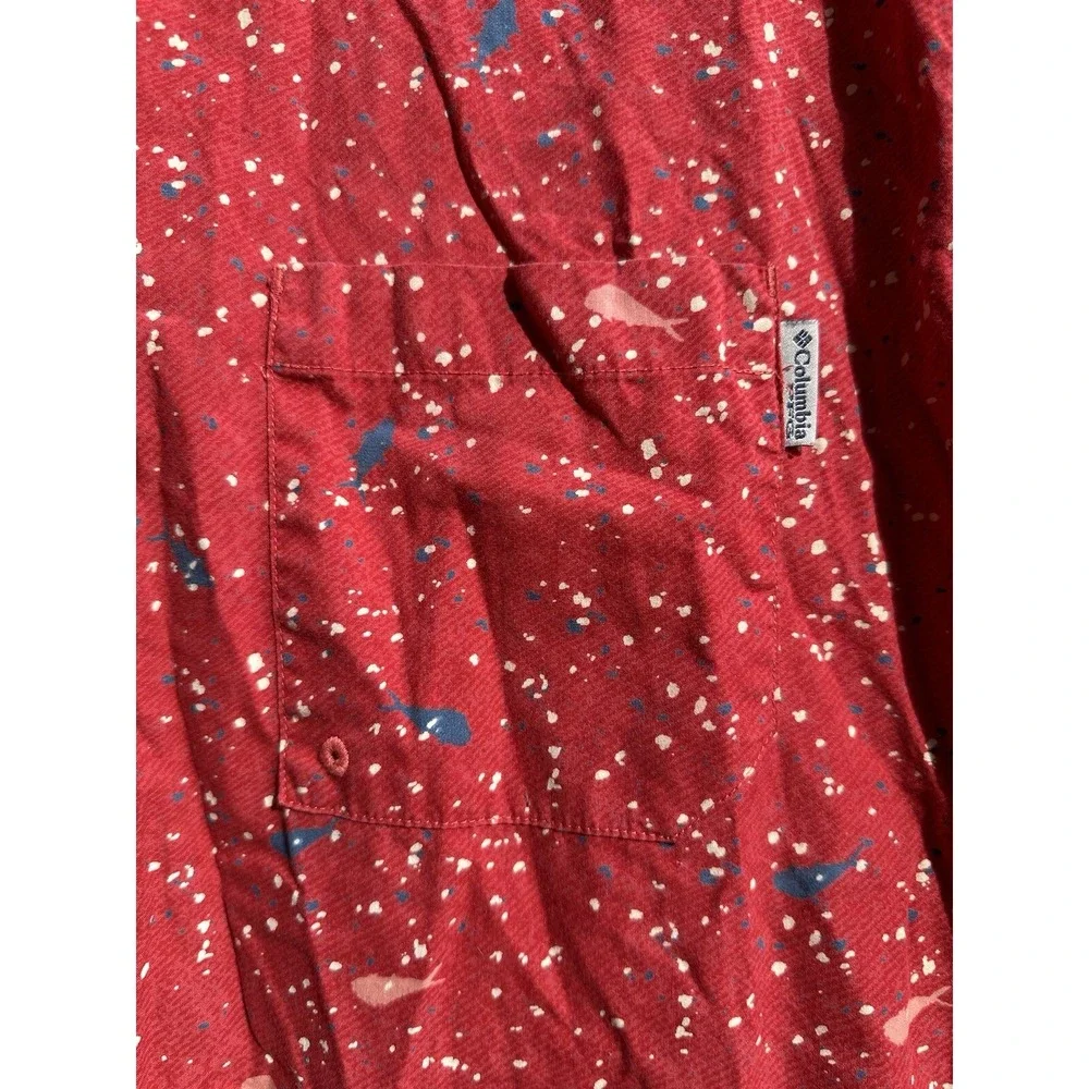 Columbia Shirt Mens Medium Red PFG Pocket Button Up Whale‎ Fish Print Vented